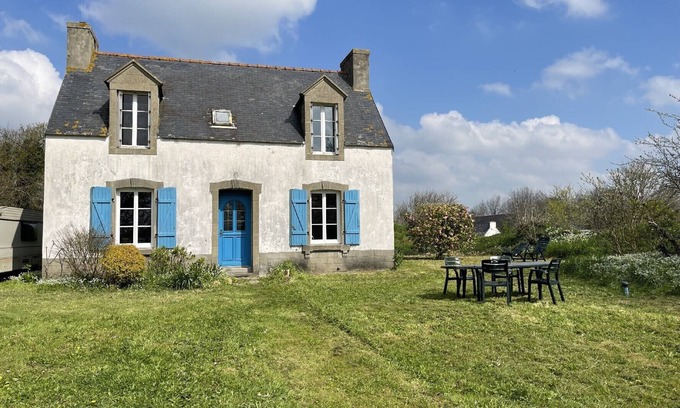 Pouldreuzic House | A6074-RESTORED BRETON HOUSE WITH GARDEN!