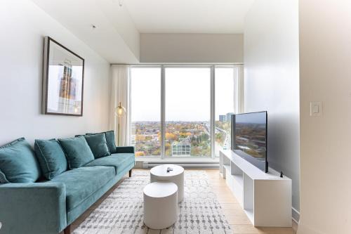 Downtown Montreal Apartment | AAA Location & Spacious 1 Bedroom with Panoramic View on the City