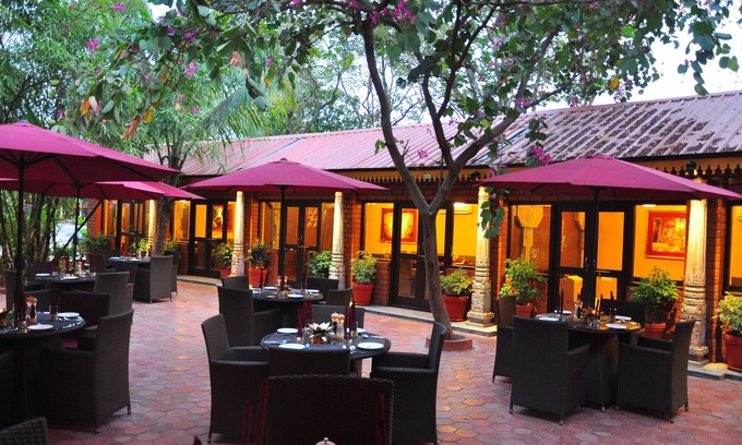 Thumukunta Hotel | Aalankrita Resort and Convention