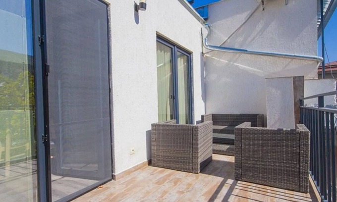 Vake House | Abashidze House. Cozy and bright apartment in central part of city.