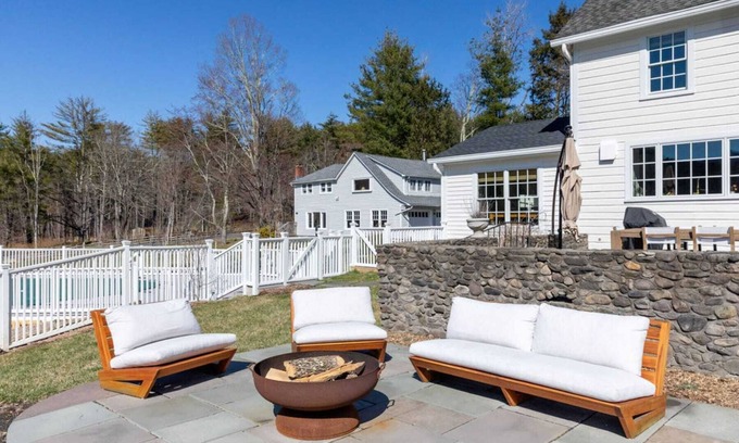 Mount Tremper House | Abbey Rd Farmhouse: Pool, Firepit + Stunning Views