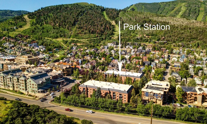 North Park City Condo | Abode at Park Station | Winter Special - Luxury Condo, Walk to Town Lift & Main Street
