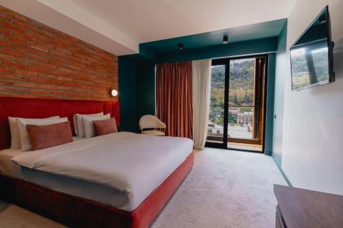 Sololaki Hotel | About Sololaki