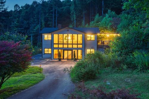 Fairview House | Above Asheville, Art House