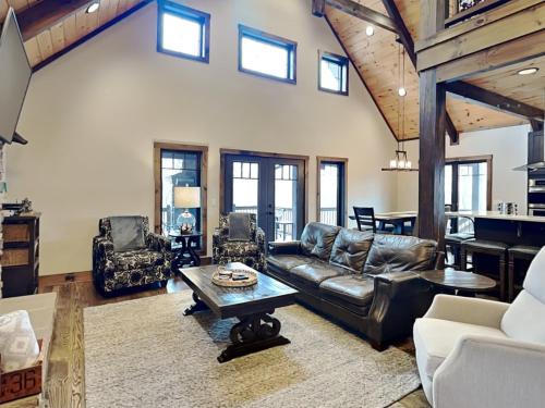 McHenry House | Above it All