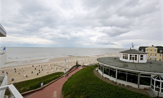 Wangerooge Apartment | Absolute top location with sea view, balcony, W-Lan, top equipped