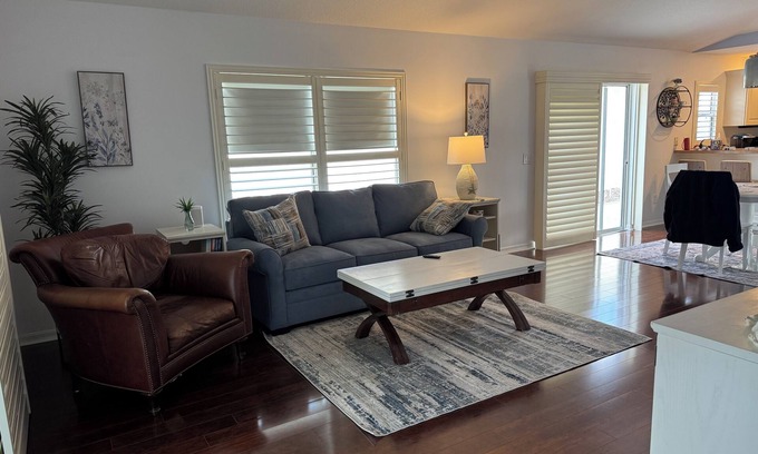 Mallory Square Villa | Absolutely chill villa in Mallory. Close to Sumter with all the amenities.
