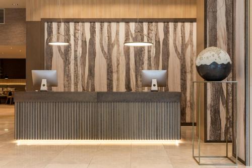 Gesundbrunnen Hotel | AC Hotel by Marriott Berlin Humboldthain Park