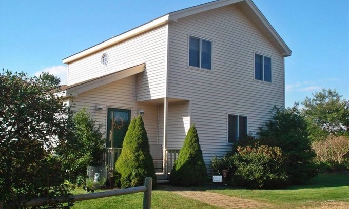 West Tisbury House | Access Road to Long Point, Best Island Beach!
