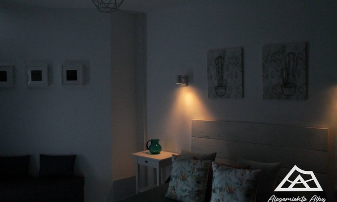 Los Cristianos Apartment | Accommodation Alby: Oceano