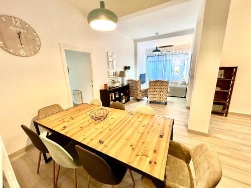 San Bartolome Apartment | Acogedor apt 8pax 4Bdr 2Bth- CozyHomeSevilla2