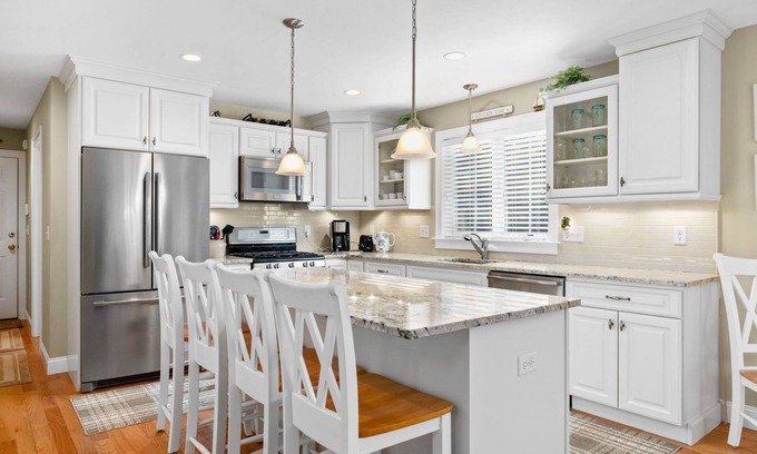 Harwich House | Across from Long Pond entrance, 3 bedroom, 2 bathroom getaway