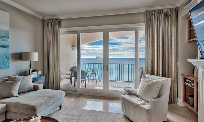 Santa Rosa Beach Condo | Adagio C403, gulf front, pools, hot tub, icemaker, private beach, short stays