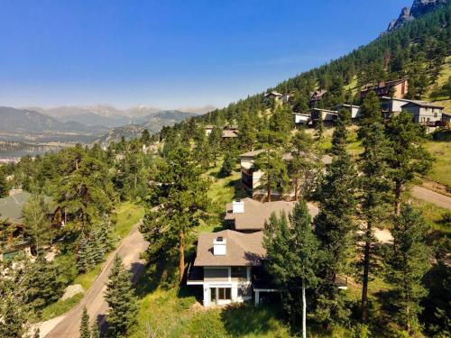 Windcliff Estates House | Adams Condominium 2 Bedroom condo