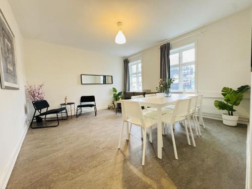 Aalborg Apartment | aday - 8 bedroom Apartment on the Pedestrian Street