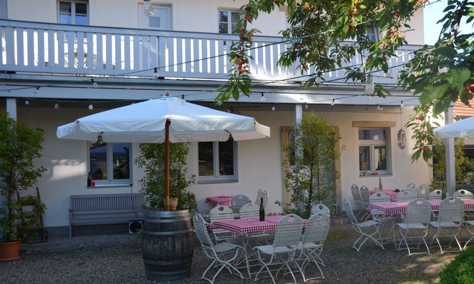 Zschieren Apartment | adele 1 holiday apartment and pension on the Elberadweg