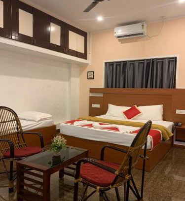 Guruvayur Hotel | Adi Deva Inn