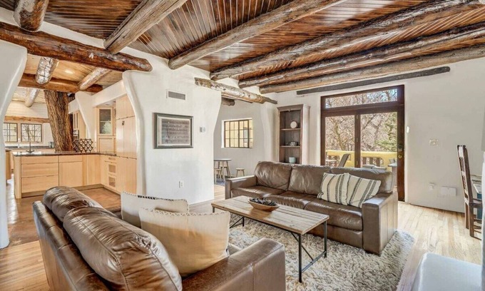 Broadmoor House | Adobe del Sol! House & Cottage by The Broadmoor!