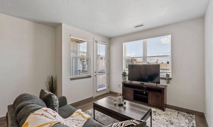 Broomfield Apartment | Adorable 1BR Near UCHealth