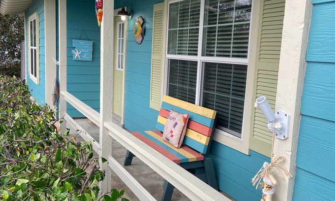 Rockport House | Adorable 3/1 Little Bay Cottage