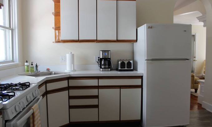 Margate City House | Adorable 3 BR 1BA 2 blocks from the beach and boardwalk