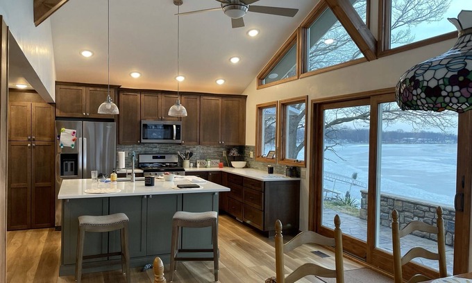 Coldwater Cabin | Adorable Coldwater Lake Cottage with Steller Views!