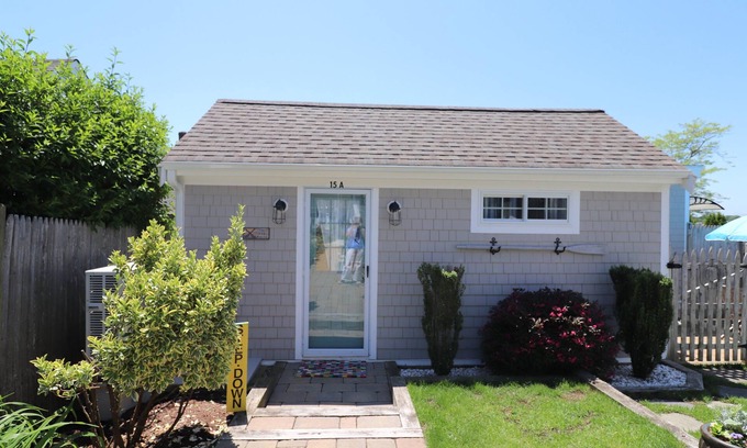 West Yarmouth Cottage | Adorable cottage - Walk to Private Beach on Nantucket Sound!