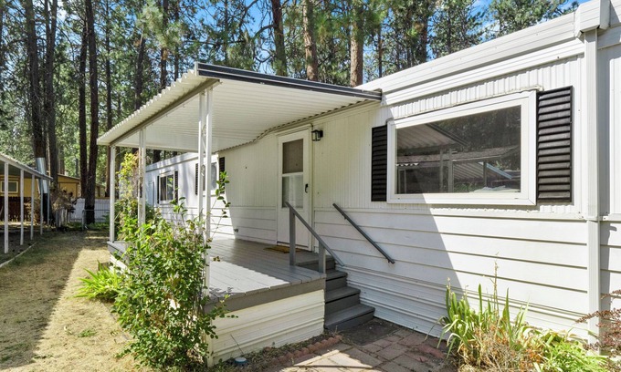 Spokane House | Adorable Mobile Home!