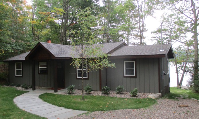 Boulder Junction Cottage | Adorable Remodeled Cottage on Beautiful Mann Lake
