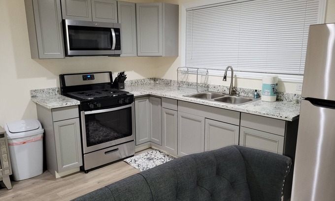 Vallejo Apartment | Adorable Studio Apartment