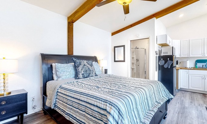 Port Orford Apartment | Adorable waterfront studio with private patio, hot tub, free WiFi, & kitchenette