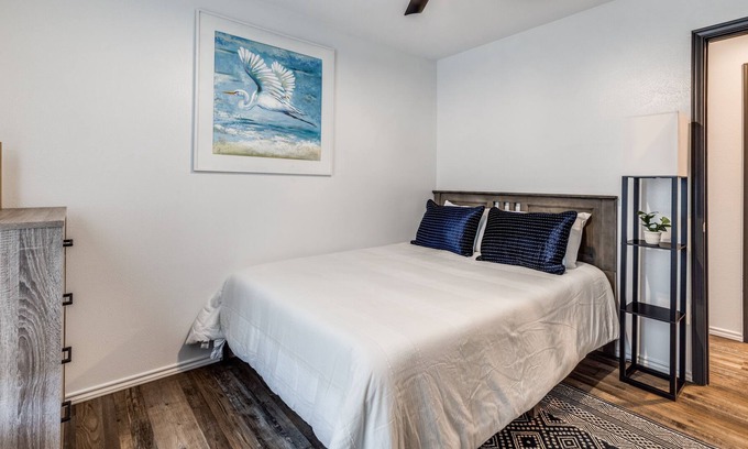 Kemp House | Adventure awaits at this trendy lakefront home!