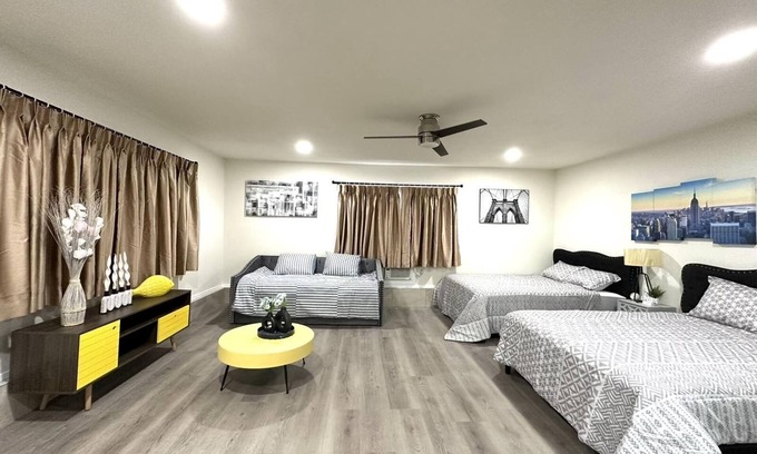 Riverview West Apartment | Adventure Awaits in SoCal: Upscale Home for 6 Near Disney, Beaches&Top OC Spot