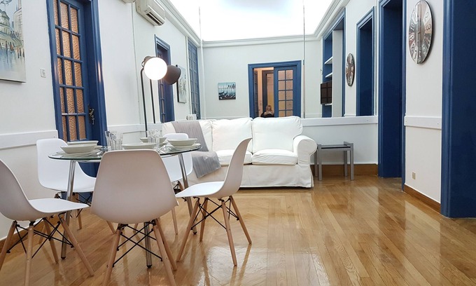 Kypseli House | Aegean Apartment - Athens Center, 5 BD, 2 BATH