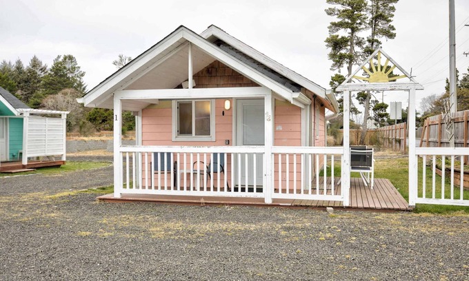 Grayland Cabin | Affordable Grayland Beach Stay – Ocean Spray 1