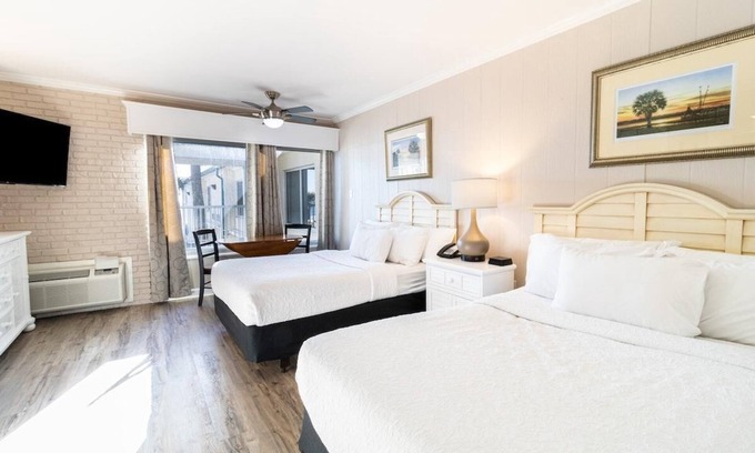 Litchfield by the Sea Apartment | Affordable Oceanview Efficiency 2nd Flr