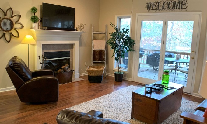 Mount Ida Condo | Affordable Rental Condo 2 BR - Mountain Harbor Resort