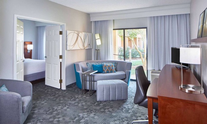 Morrisville Hotel | Affordable Stay! Pets Allowed, Free Shuttle to Raleigh-Durham Int'l Airport!
