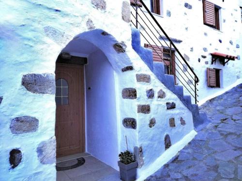 Yianniou House | Afroditi Comfortable Holiday Residence