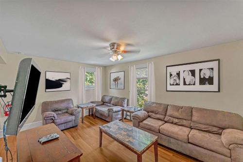 Oneonta Apartment | After the Game Apt 1 All Star Baseball Rentals