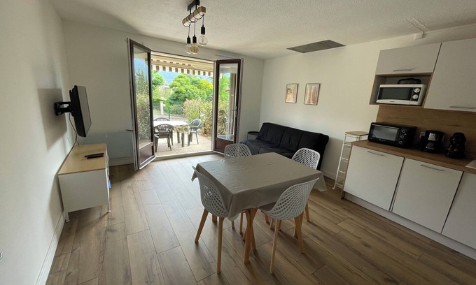 Embrun Apartment | Agréable T2 en rez de Jardin à Deux pas du Plan Deau