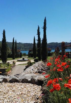 Nemi House | Agriturismo Le Grotte