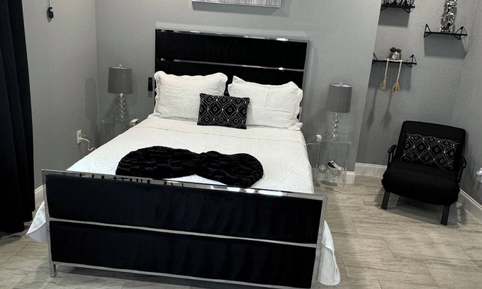 East Tampa Apartment | Aileen Special Place