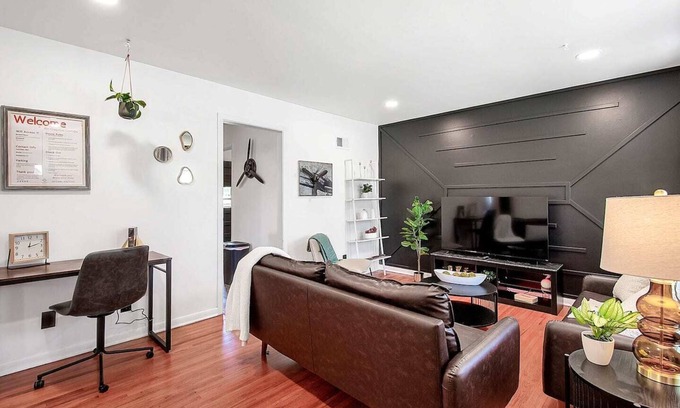 Wichita House | Air Capital Condo - King - Close to McConnell and Derby