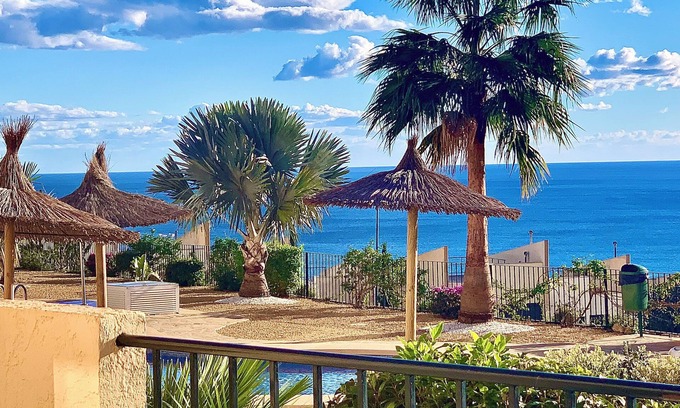 Pueblo Mascarat Apartment | Air-conditioned apartment 700m from the beach
