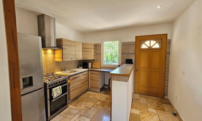 Figanieres House | Air-conditioned house located 3 ms walk from the village with terrace and garden