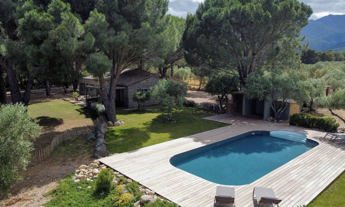 Porto-Vecchio House | Air-conditioned stone villa with heated swimming pool + town center parking space