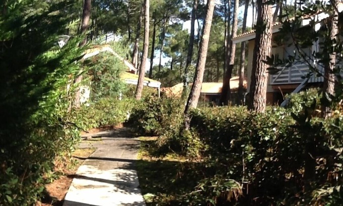 Lacanau-Ocean House | AIR-CONDITIONED VILLA, HOUSEHOLD LINEN, WIFI, IN RCE WITH POOL ON THE GOLF COURSE
