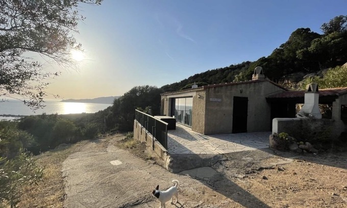 Porto Pollo House | Airconditioned villa for 10 people in maquis with 180° sea view Sea access 600M