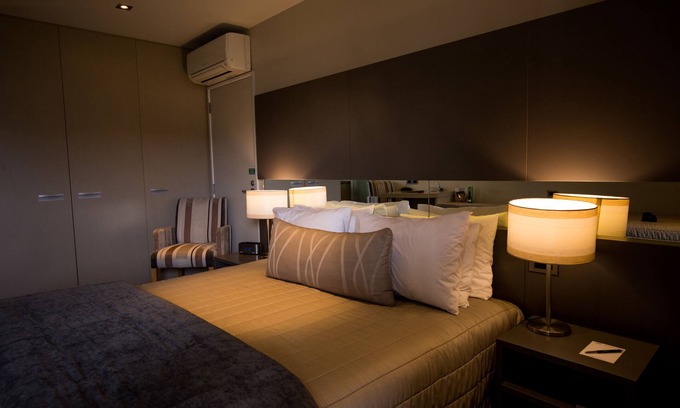 Burnside Hotel | Airport Gateway Motor Lodge